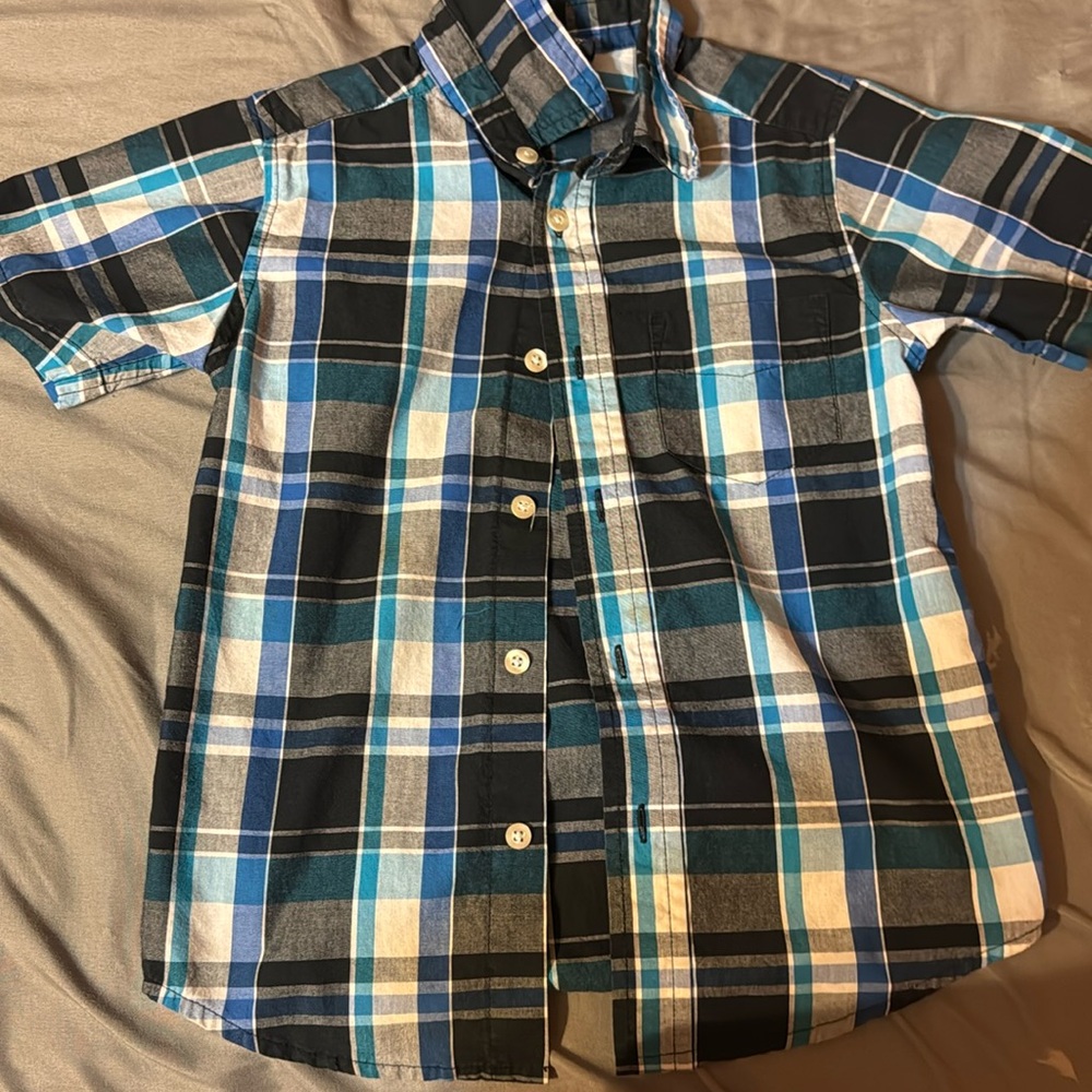 Boys XS plaid polo short sleeve shirt